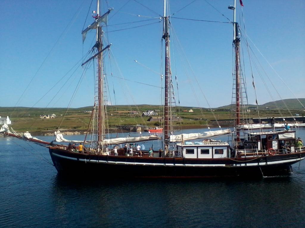 Hotel The Ferry Boat Portmagee Zewnętrze zdjęcie